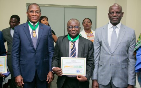 L'INP-HB honoré lors de la cérémonie de remise de médailles de l'Ordre de l'Éducation Nationale