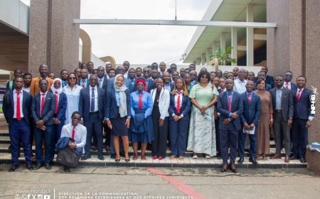 INP-HB/RENFORCEMENT DE PARTENARIAT : LA SOCIÉTÉ SLB OFFRE DES LOGICIELS DE POINTE ET DES BOURSES AUX MEILLEURS ÉTUDIANTS DE L’ÉCOLE SUPÉRIEURE DE CHIMIE, DE PÉTROLE ET DE L’ÉNERGIE(ESCPE) DE L’INPHB.