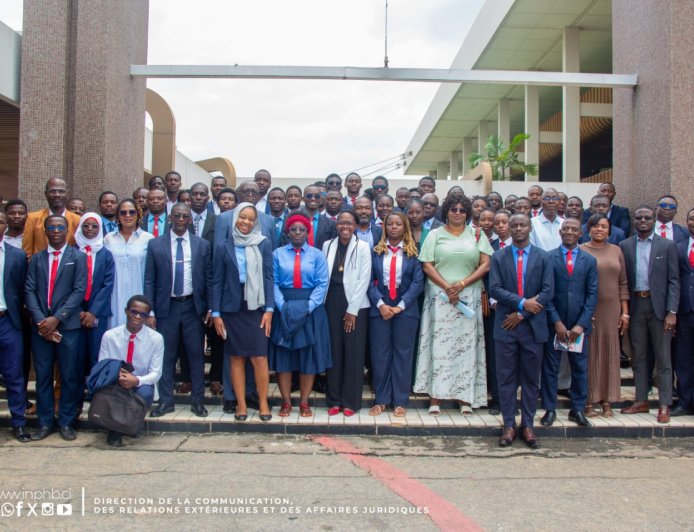 INP-HB/RENFORCEMENT DE PARTENARIAT : LA SOCIÉTÉ SLB OFFRE DES LOGICIELS DE POINTE ET DES BOURSES AUX MEILLEURS ÉTUDIANTS DE L’ÉCOLE SUPÉRIEURE DE CHIMIE, DE PÉTROLE ET DE L’ÉNERGIE(ESCPE) DE L’INPHB.